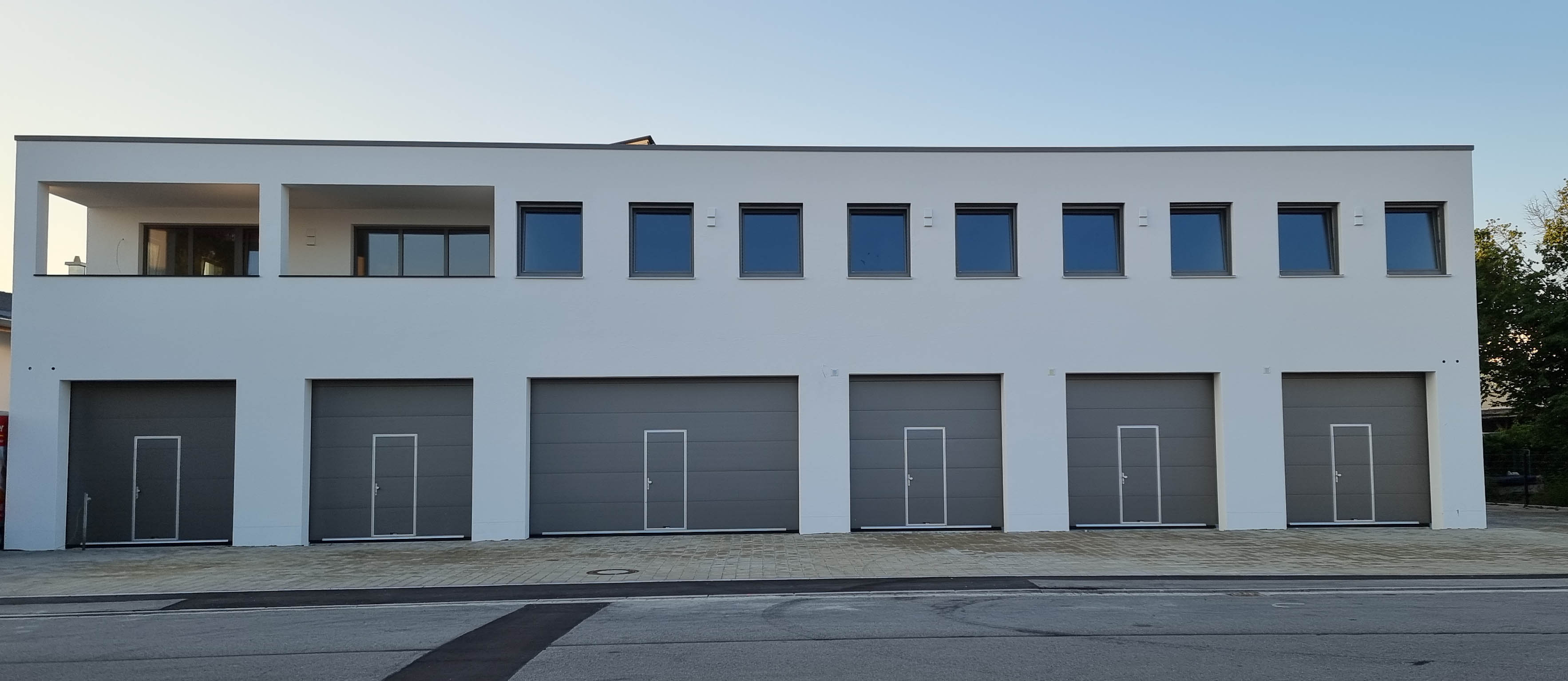 Ansicht Bürogebäude Festplatzstraße 17, 84030 Ergolding